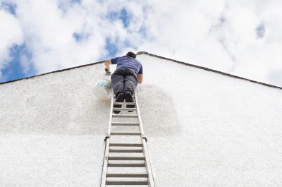 Peinture extérieure à Aureille — façades et ravalement